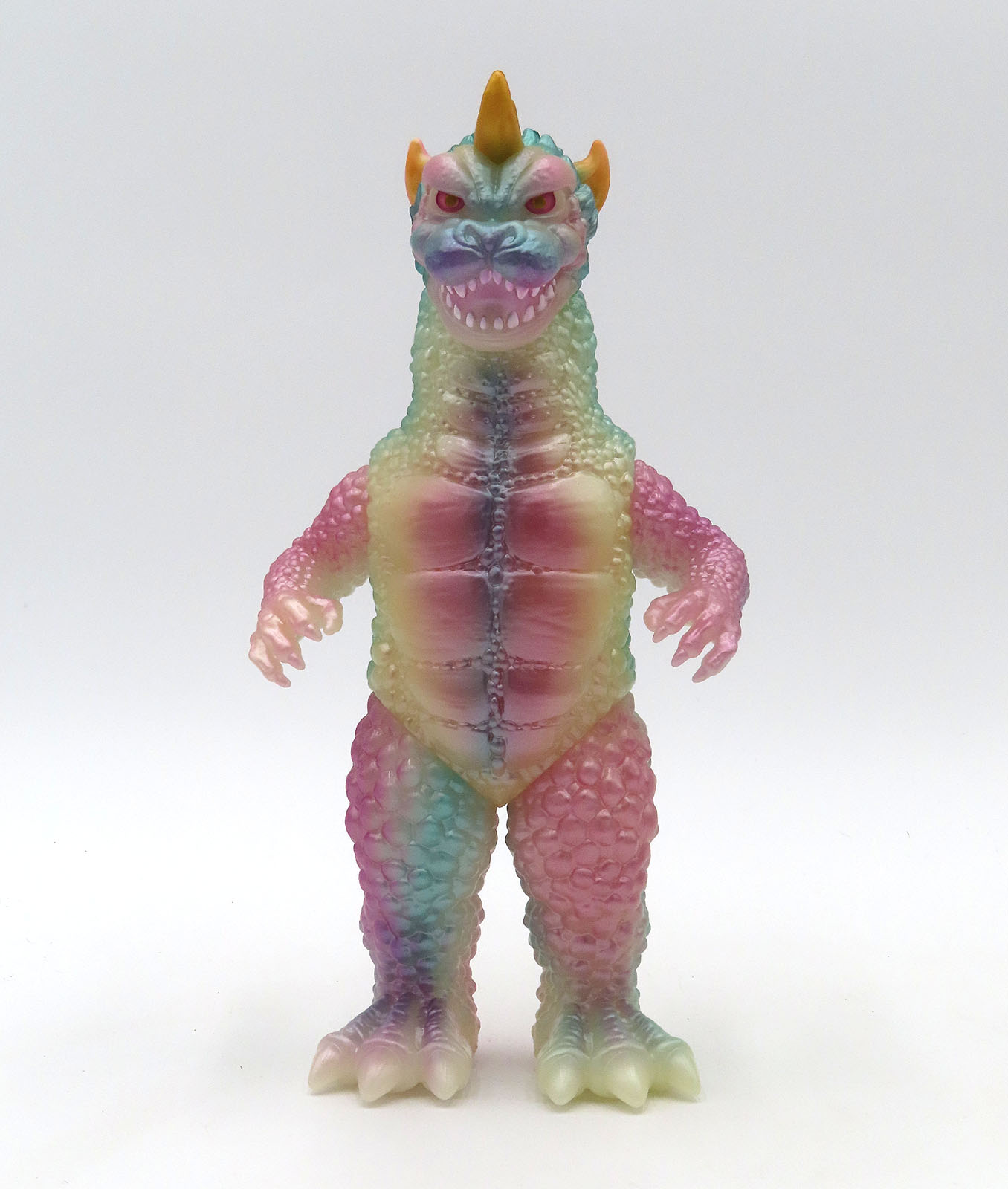 mondoSetAllMonstersAttackGlowGS4.jpg